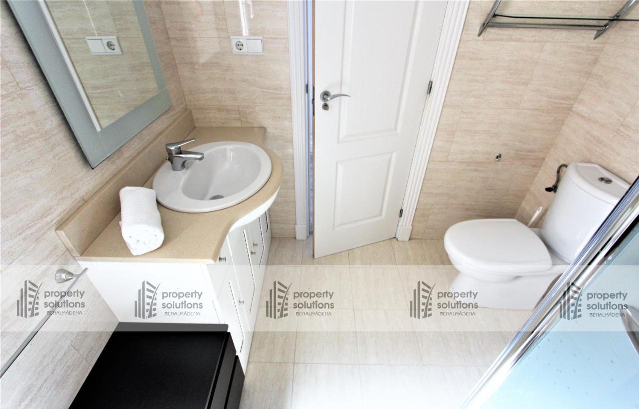 Playa 1º Linea Playa- Apartamento Duplex En Pleno Corazon De La Carihuela Torremolinos Eksteriør billede
