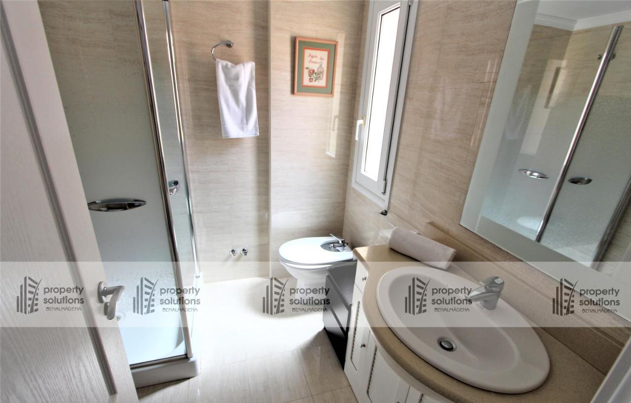 Playa 1º Linea Playa- Apartamento Duplex En Pleno Corazon De La Carihuela Torremolinos Eksteriør billede